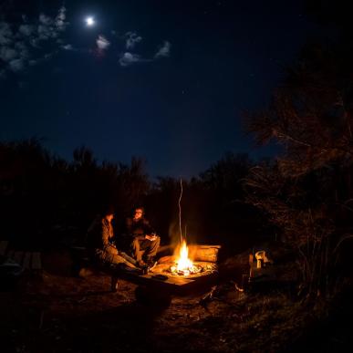 Aften med bålhygge ved Milling Klint | VisitFaaborg