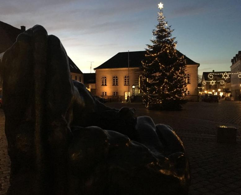 Skulpturen Ymerbrønden | Torvet i Faaborg | Sydfyn | VisitFaaborg